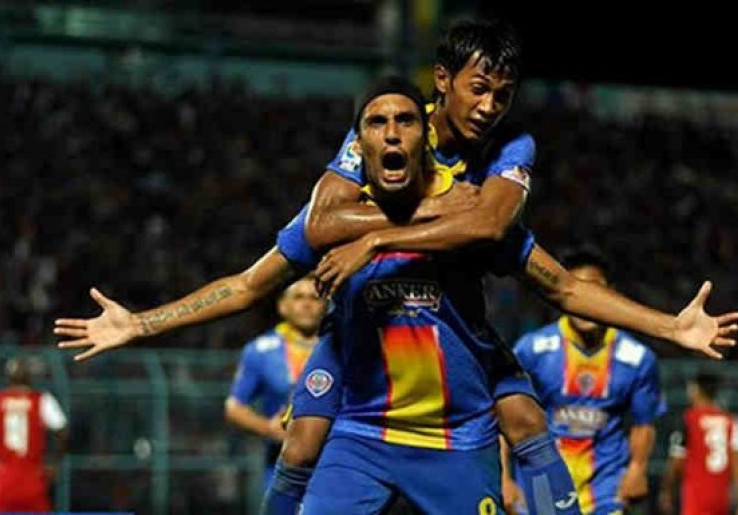 Gulung PBR 3-0, Arema Kembali ke Puncak<!--idunk-->ISL 2014