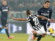 Tampil Dominan, Juventus Hanya Unggul Tipis Atas Inter Milan<!--idunk-->Babak I
