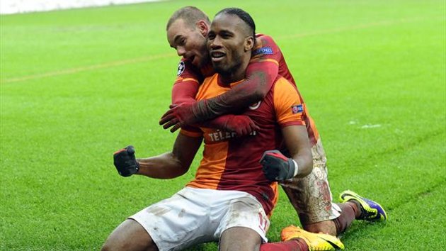 Mancini Minta Sneijder & Drogba Musuhi Mourinho