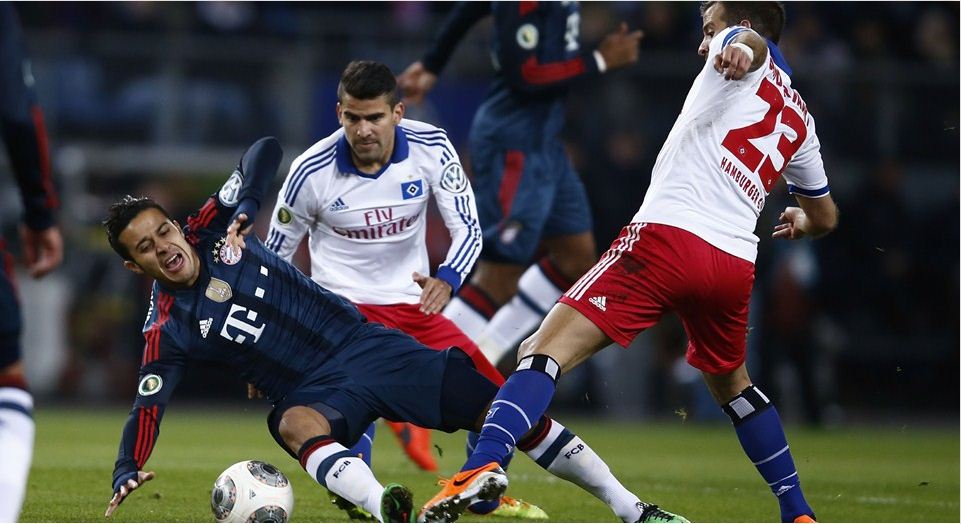 Unggul Atas Hamburg, Satu Kaki Bayern di Semifinal<!--idunk-->Babak I