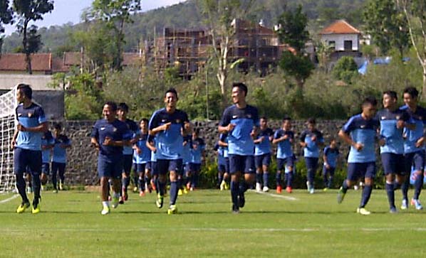 Ratusan Suporter Sambut Timnas U-19 di Banyuwangi
