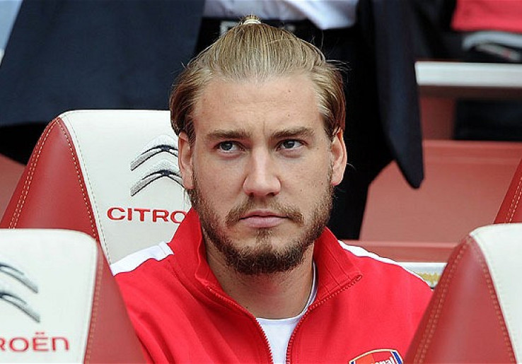 Kalah Bersaing, Bendtner Bakal Cabut Dari Arsenal