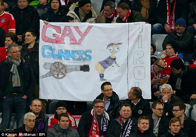 Poster 'Gay Gunners' Berujung Sanksi UEFA?