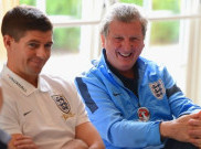 Roy Hodgson Bakal Tiru Gaya Main Liverpool