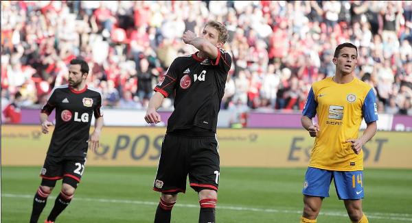 Penalti Kiessling Selamatkan Muka Leverkusen