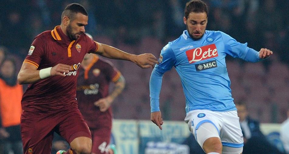 Napoli Unggul Tipis Atas AS Roma