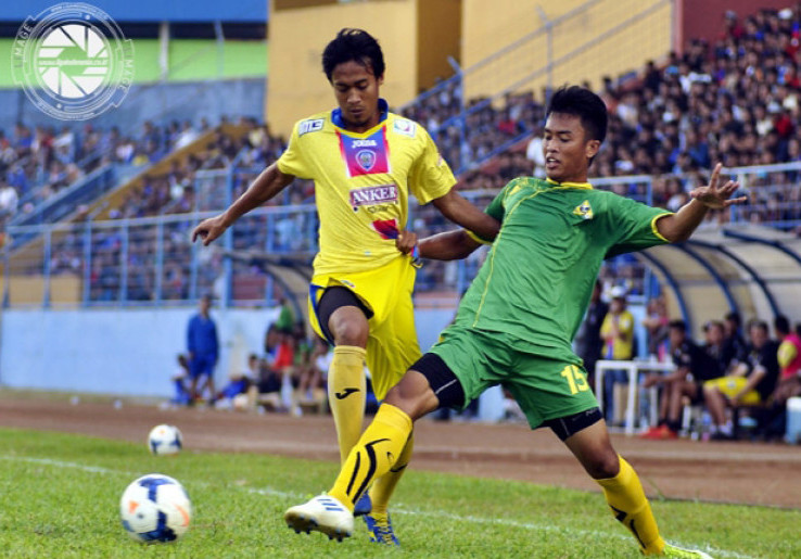 Arema Tumpul Dalam Laga Uji Coba Segitiga