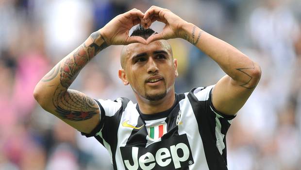 Dirayu MU, Vidal Pilih Bertahan di Juventus