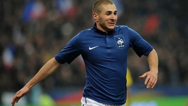 Benzema Galau Pilih La Decima atau Trofi Piala Dunia