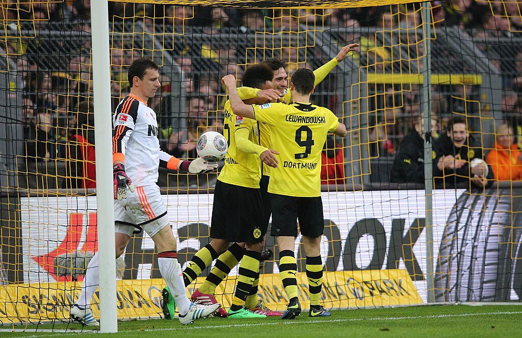 Borussia Dortmund Gusur Bayer Leverkusen
