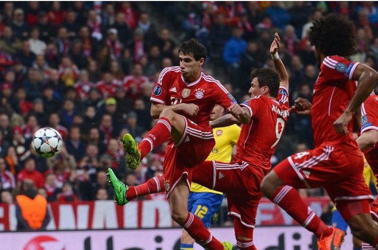 Rapatnya Pertahanan Arsenal Imbangi Bayern Muenchen<!--idunk-->Babak I 16 Besar Liga Champions