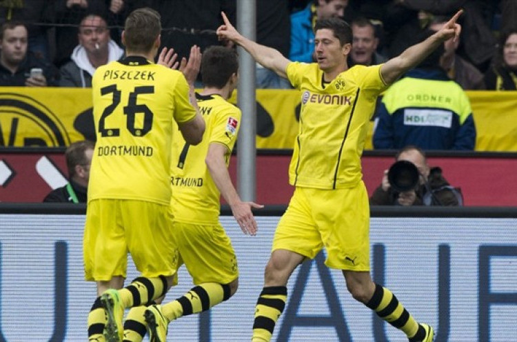 Tekuk Hannover, Dortmund Perpanjang Napas Bundesliga