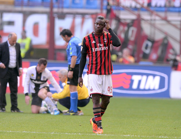 10 Pemain Milan Dibekap Parma di San Siro