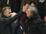 Mourinho Lempar Handuk Perburuan Gelar Juara Liga Inggris