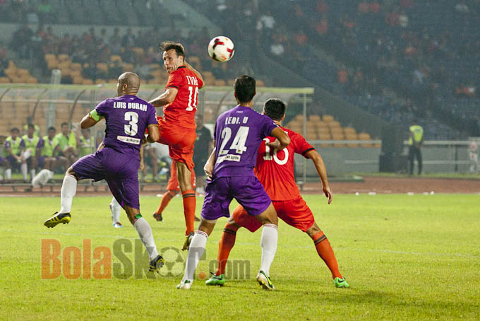 Persija Hantam Persita 4-0<!--idunk-->ISL 2014