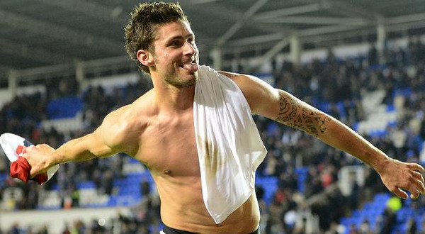 Otak Mesum, Giroud Ajak Fans Arsenal Threesome