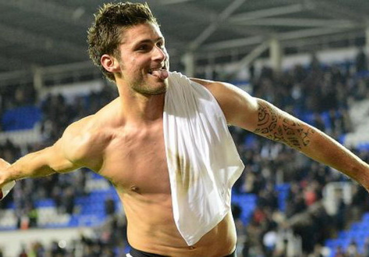 Otak Mesum, Giroud Ajak Fans Arsenal Threesome