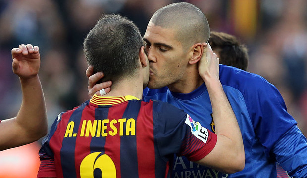 Iniesta: Cedera Valdes Tak Ganggu Peluang Juara Barcelona