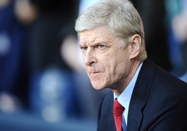Giliran Wenger Lempar Handuk Raih Trofi Liga Inggris