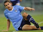 Miroslav Klose Menepi Dua Pekan