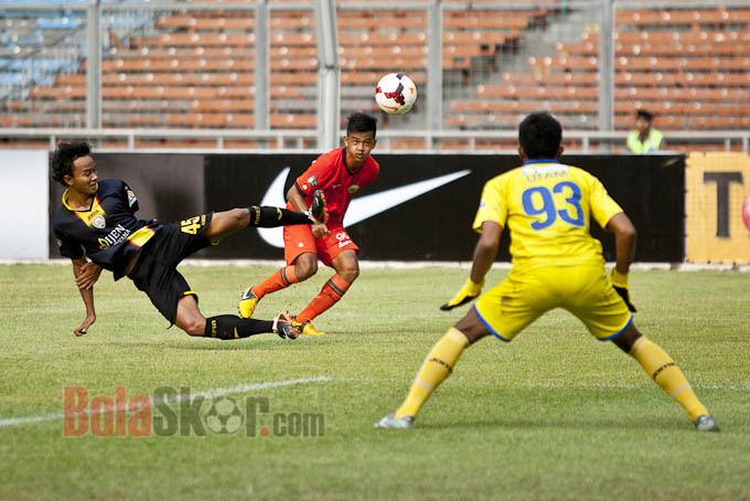 Jamu Arema U-21, Persija U-21 Hanya Mampu Bermain Imbang<!--idunk-->ISL U-21