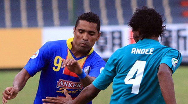 Arema Susah Payah Kalahkan Maziya<!--idunk-->AFC Cup 2014