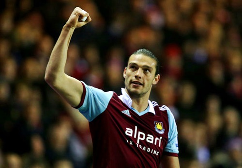 Dibuang, Carroll Malah Doakan Liverpool Juara