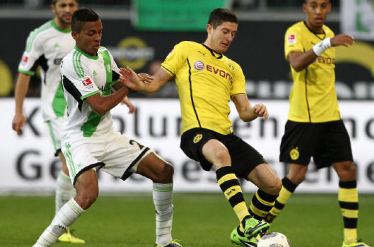Reus Bawa Dortmund Tekuk Wolfsburg Untuk Jaga Jarak Dengan Schalke
