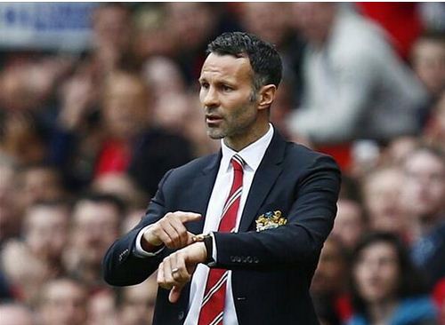Racikan Gemilang Giggs Antar MU Ungguli Norwich City<!--idunk-->Babak I
