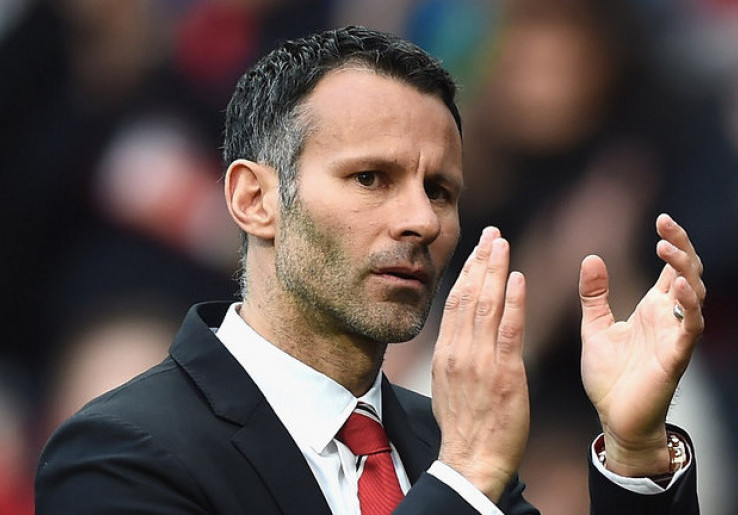 Kiper MU Sebut Kemampuan Melatih Giggs Setara Guardiola