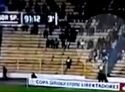Sosok Hitam Ini Penampakan Hantu di Stadion?