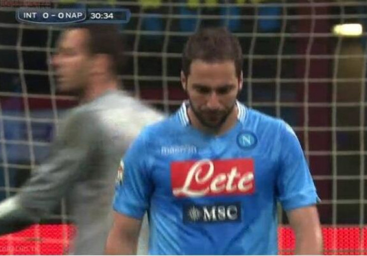 Tempo Tinggi, Inter Vs Napoli Masih Sama Kuat<!--idunk-->Babak I