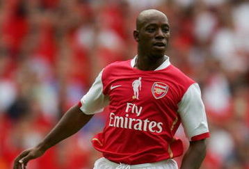 Legenda: Chicharito, Solusi Tepat Kemandulan Lini Depan Arsenal