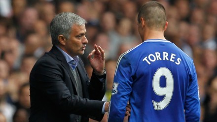Mourinho: Chelsea Masih Butuh Torres