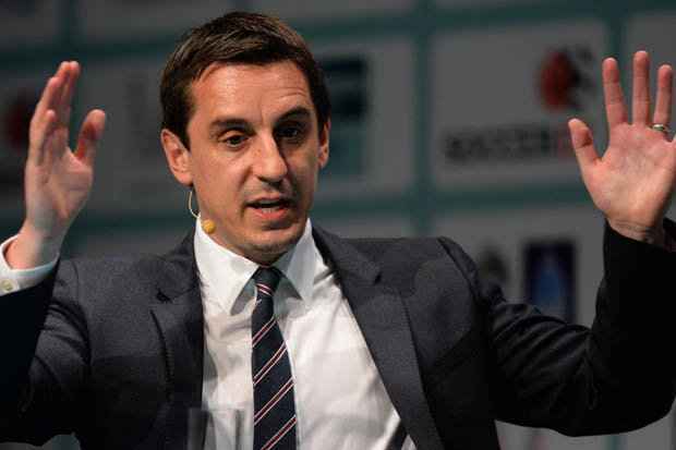 Gary Neville Girang Moyes Dipecat MU