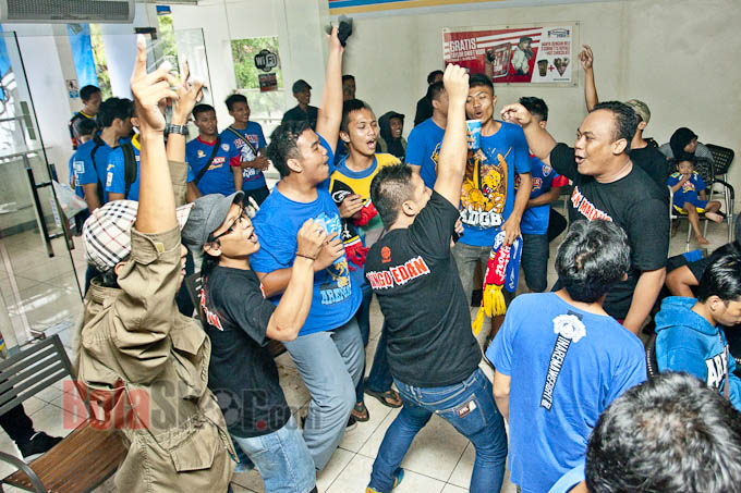 Dukungan Penuh Arema Djakarta Untuk Arema<!--idunk-->Nonton Bareng ADGB