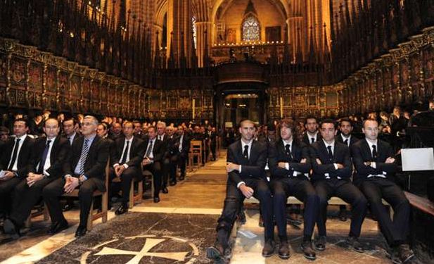 Upacara Penghormatan Terakhir Vilanova Dihadiri Ribuan Orang