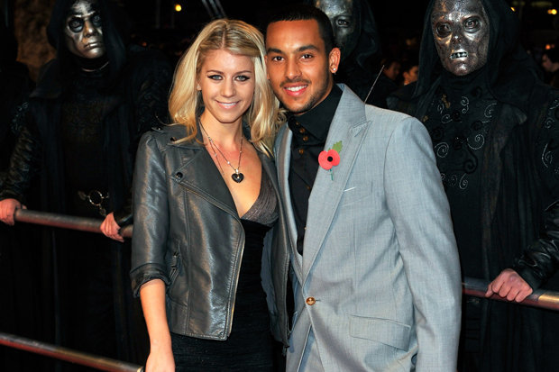 Theo Walcott Jadi Ayah