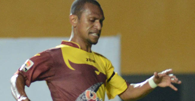 Erol Iba Terancam Absen lawan Persik