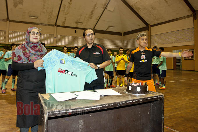 Penandatanganan MoU Bolaskor dengan Perbanas