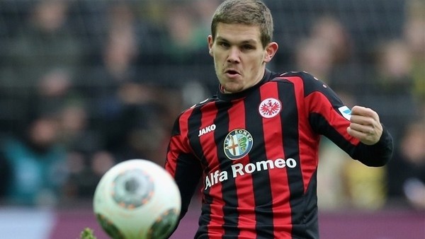 Kapten Eintracht Frankfurt Merapat ke Wolfsburg