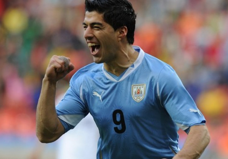 Operasi Selesai, Suarez Jaga Asa ke Brasil