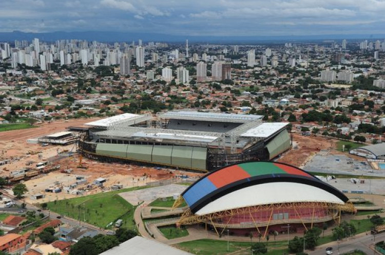 Tersengat Listrik, Pekerja Bangunan Stadion Piala Dunia 2014 Tewas