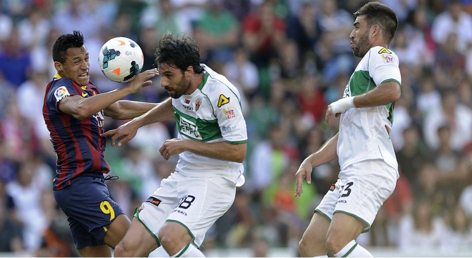 Ketangguhan Kiper Elche Jadi Momok Barcelona Cetak Angka<!--idunk-->Babak I