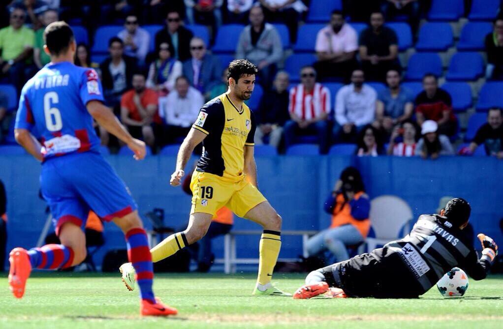 Filipe Luis Bunuh Diri, Atletico Tertinggal<!--idunk-->Babak I
