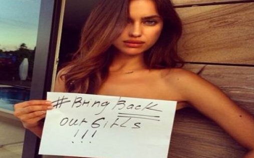 Demi Bebaskan 200 Pelajar Nigeria dari Penculikan, Kekasih Ronaldo Berpose Bugil
