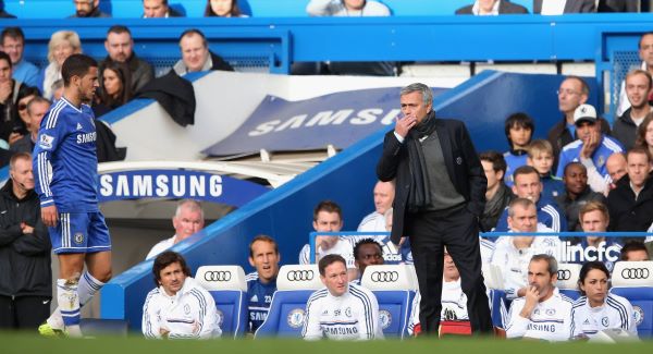 Chelsea Kandas, Hazard Kritik Strategi Mourinho