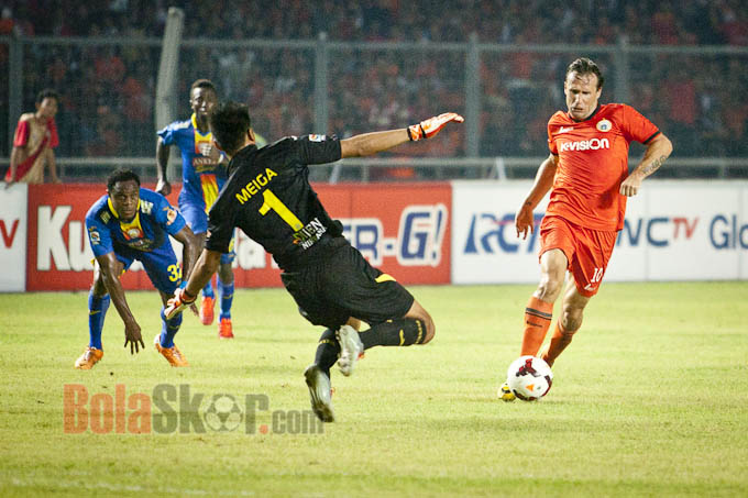 Incar Satu Striker Lagi, Posisi Bosnjak di Persija Terancam