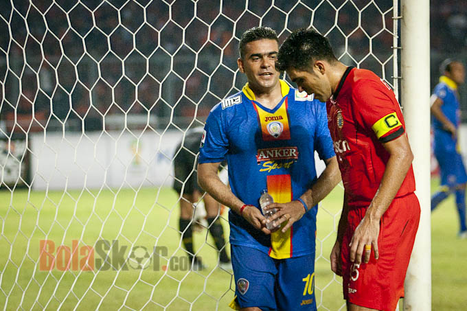 Bustomi dan Gonzales Absen lawan Persegres