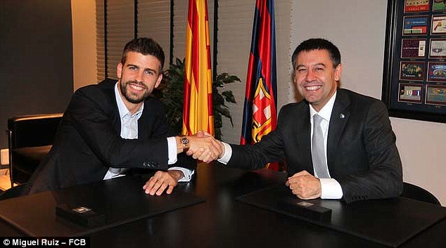 Barcelona Ikat Pique Hingga 2019